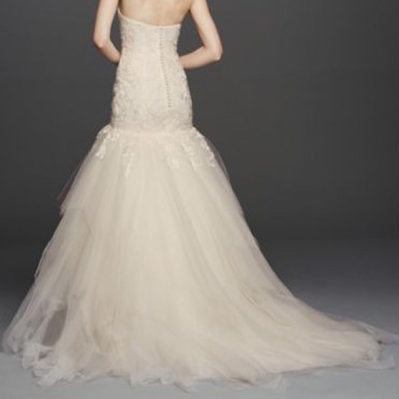 New Tags on Wedding Dress - Never Warn - Picture 6 of 9